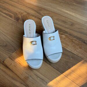 Coach Gloria Leather Wedge size 8.5